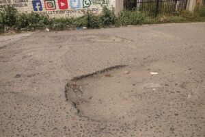 Marquelia Se quejan por los baches (3)