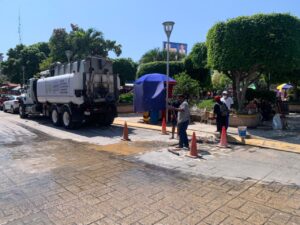 OME Los trabajos en el zócalo