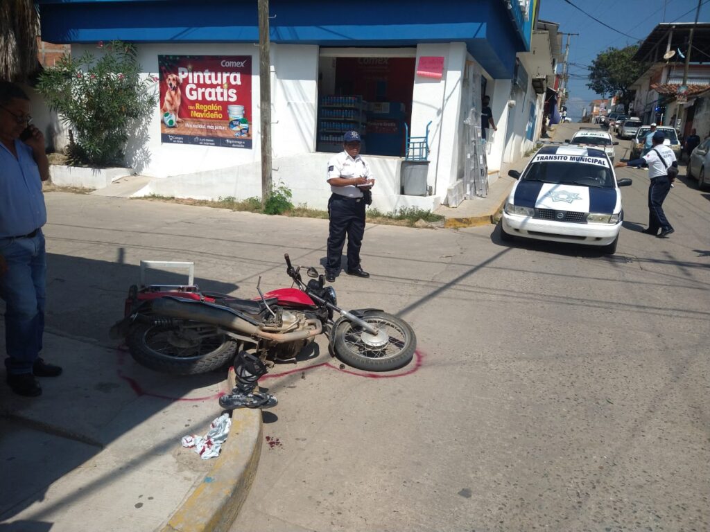ROJA LA MOTOCICLETA IMPLICADA