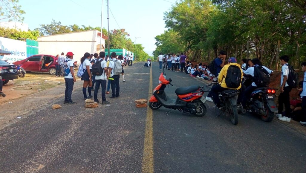 SAN MARCOS BLOQUEO (3)