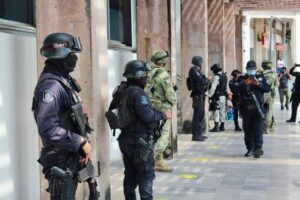 ESTADO RESGUARDAN BANCOS