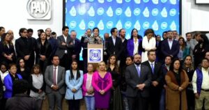 NACIONAL PANISTAS DEFIENDEN A DIPUTADO