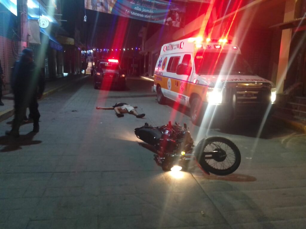 ROJA El motociclista durmiendo (2)