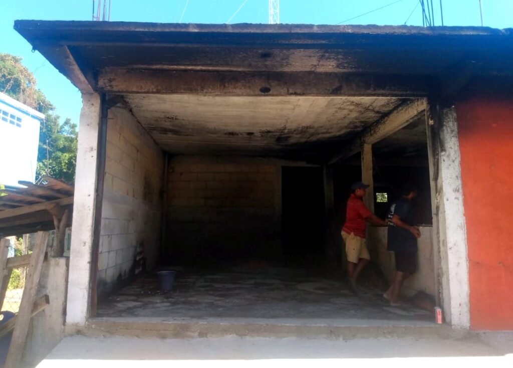 ROJA LA TORTILLERÍA (2)