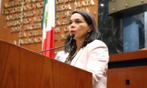 CONGRESO BEATRIZ MOJICA