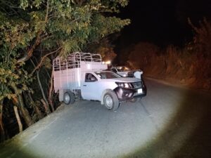 ROJA LA CAMIONETA