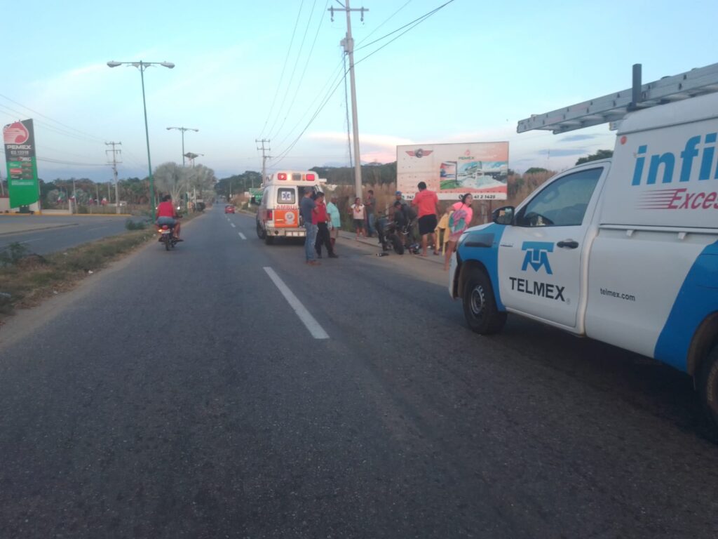 ROJA LA CAMIONETA DE TELMEX