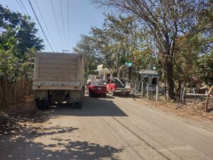 ROJA LOS VEHÍCULOS INVOLUCRADOS (2)