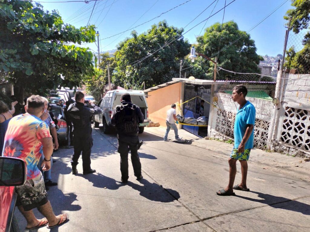 ROJA MATAN A MUJER EN ACAPULCO 2