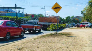 ROJA paralizan xaltianguis por asesinatos (2)