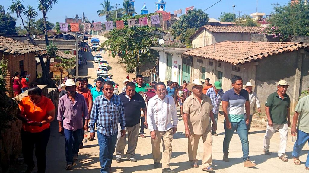 SAN LUIS NUEVO SITIO DE TAXIS (3)