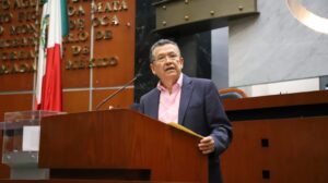 CONGRESO HECTOR APREZA BOL 045