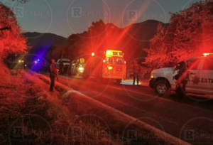 ROJA MATAN A TAXISTA FRNETE A SUS PASAJEROS