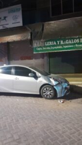 ROJA DAÑOS EN EL COCHE (1)