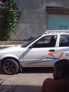 ROJA SU TAXI