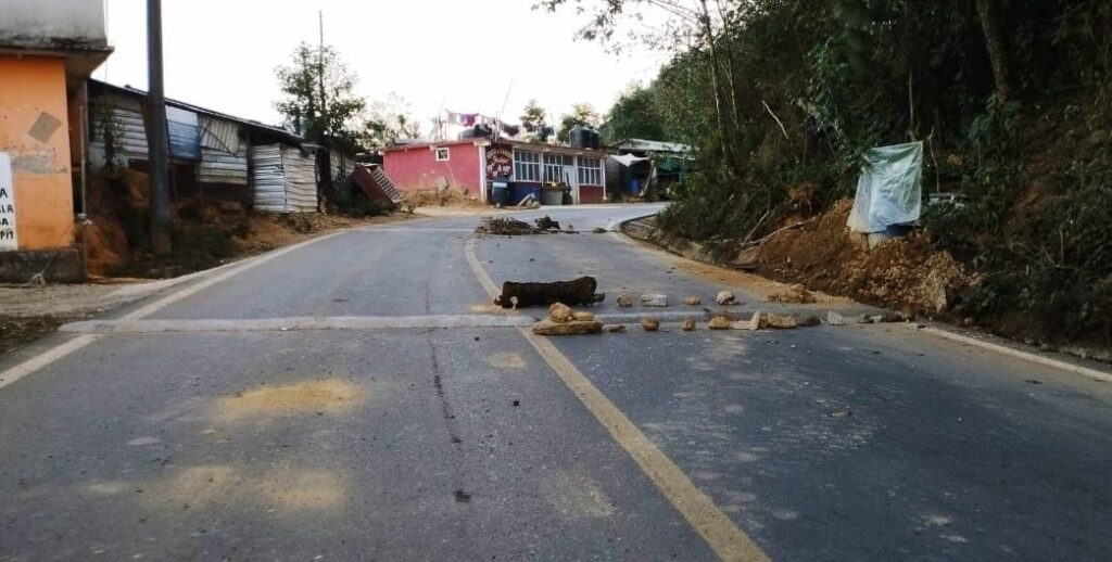 SAN LUIS LOS TOPES SE ENCUENTRAN CADA 5 METROS (3)