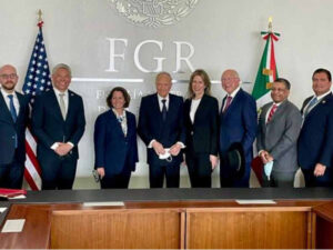 nacional fiscal con embajador