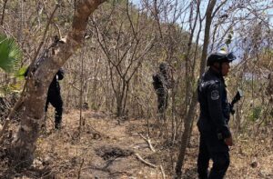 roja los entierros clandestinos 1