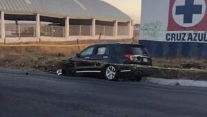 roja su camioneta
