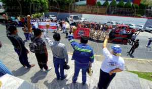 ESTADO AYOTZINAPA MITIN