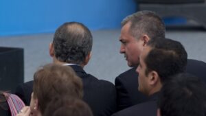NACIONAL GARCIA LUNA PIDE TIEMPO