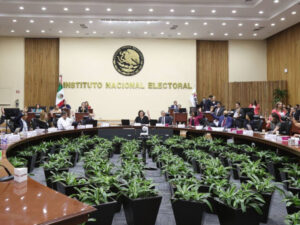 NACIONAL INE CONTROVERSIA PRESUPUESTO