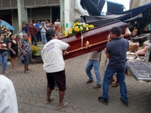 SAN LUIS DESPEDIDA DE SU PUESTO EN EL MERCADO (4)