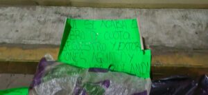 roja la cartulina