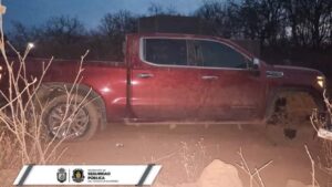 ROJA LA CAMIONETA DECOMISADA