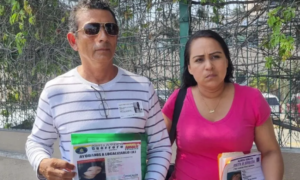 ROJA PADRES DE ENYA VANESA