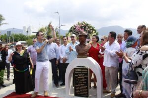 SOCIALES BUSTO ANDRES GARCIA