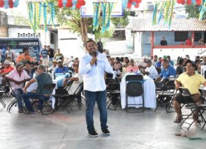 Marquelia Lincer Clemente en el festejo del Día del Padre
