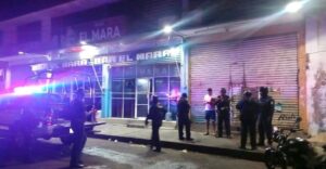 ROJA BAR LA MARA