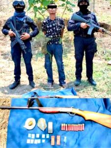 ROJA CAYETANO N, DROGA Y ARMA ASEGURADA