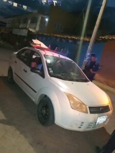 ROJA FORD FIESTA QUE CONDUCÍA