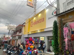 ROJA LA SUCURSAL DE ELEKTRA EN OMETEPEC