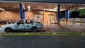 ROJA LA VICTIMA Y SU VEHICULO