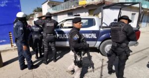 ROJA POLICIAS OAXAQUEÑOS