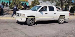 ROJA SU CAMIONETA