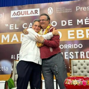 principal ebrard con pio lopez obrador