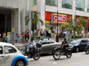 principal se refugian en centros comerciales