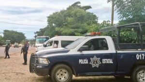 roja policia en el lugar