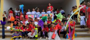 JUCHITÁN Durante la quema de crayolas (1)