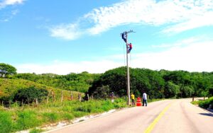 JUCHITÁN REMOCIÓN DE POSTES