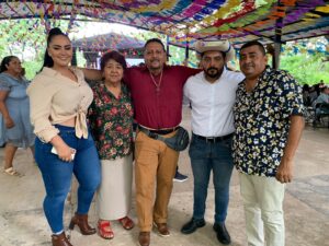 PRINCIPAL Ruly Mendoza y su familia