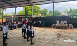 Marqueli escuela Irais Rivera Garibay