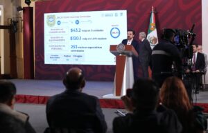 NACIONAL ZOE ROBLEDO