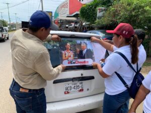 OME Promocionando a Claudia Sheimbaun