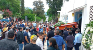 ROJA ULTIMO ADIOS A EMPRESARIO