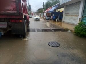 SAN LUIS ALCANTARILLA ABIERTA (1)